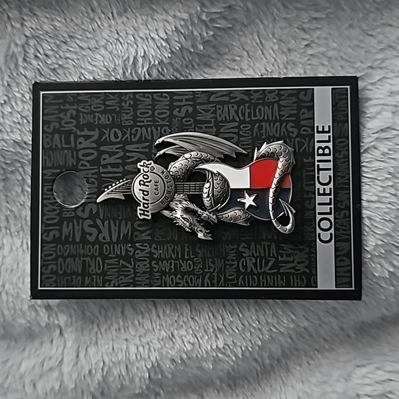 NWT- Hard Rock Cafe - 3D Dragon Flag Pin - Houston - Picture 1 of 1